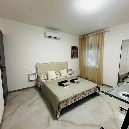 La Casa Rossa Nyaraló